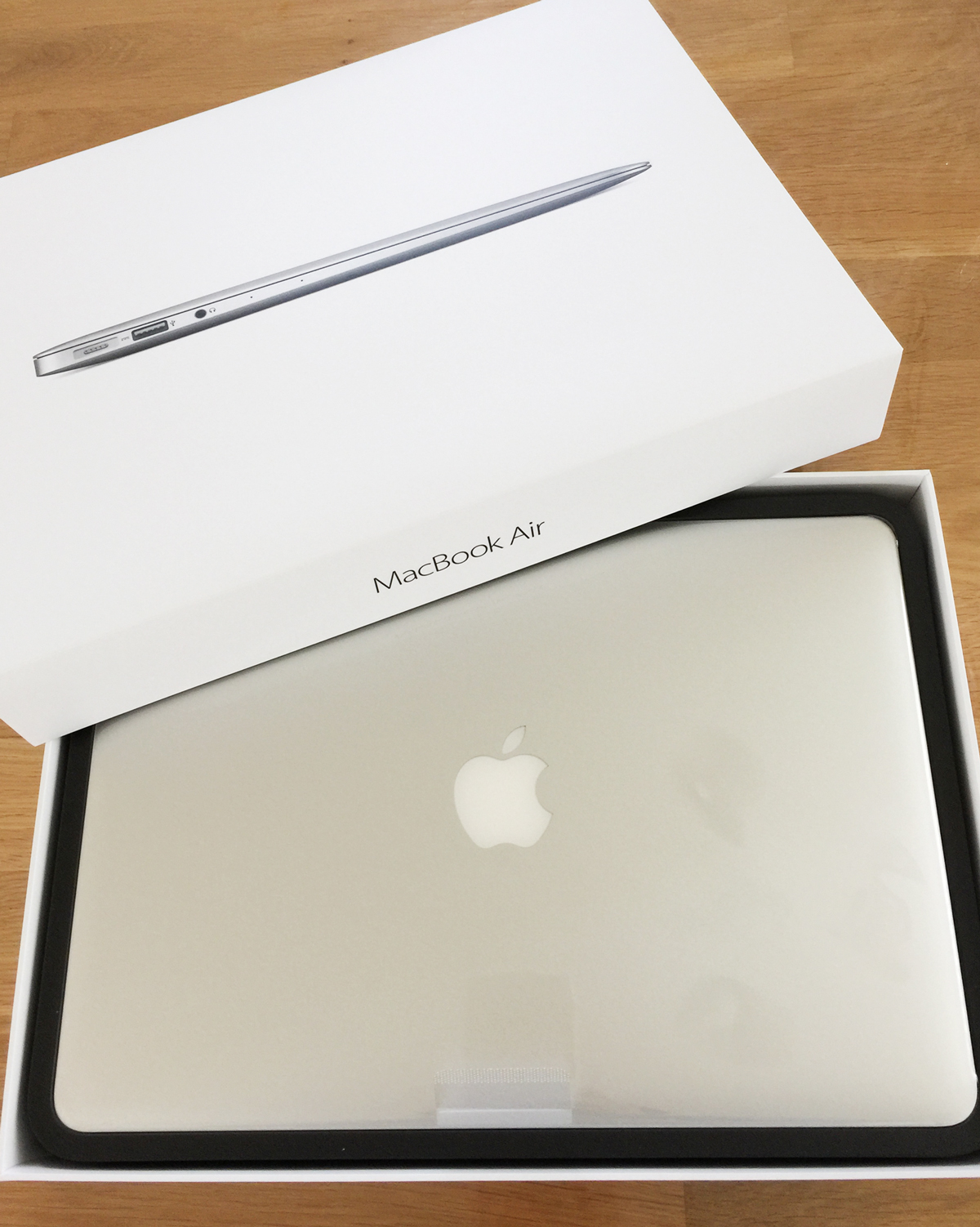 Apple教職員向けストア利用、悩んだ末…macbookair 13インチ買いました！